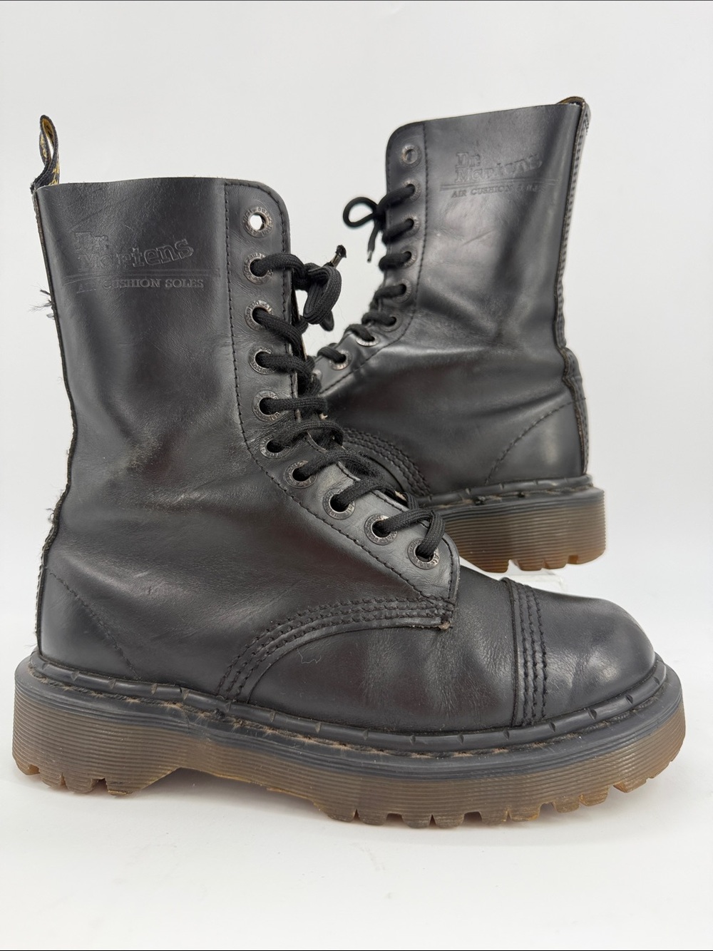 Dr. Martens 1490 Black Leather 10-Eyelet Boots Women’s Size 6.0